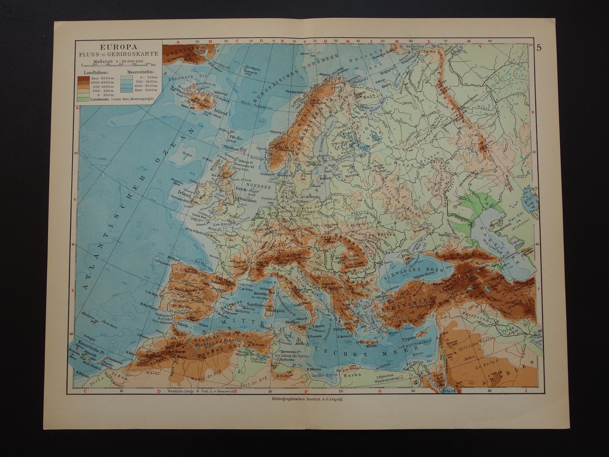vintage kaart hoogtekaart Europa