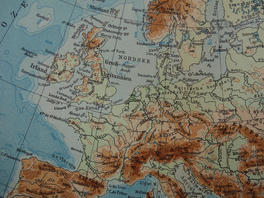 Oude hoogtekaart van Europa uit 1928 originele vintage kaart Alpen Bergen Rivieren Geologie landkaart te koop