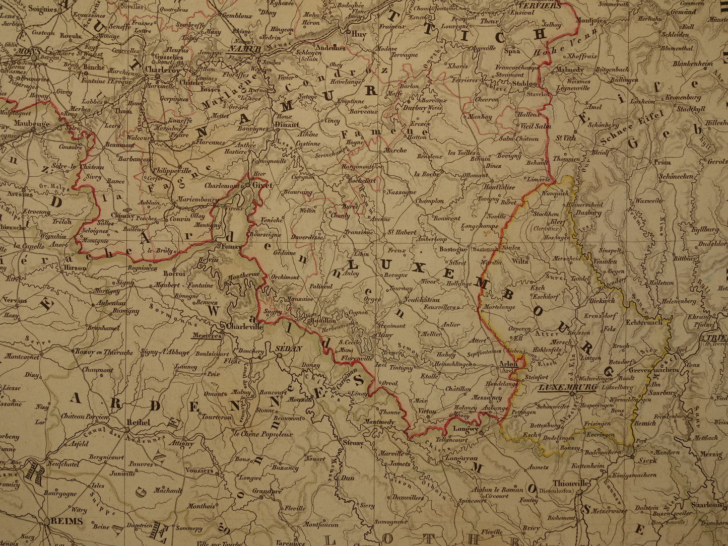 Oude landkaart van Nederland en België uit 1860 originele antieke grote handgekleurde kaart