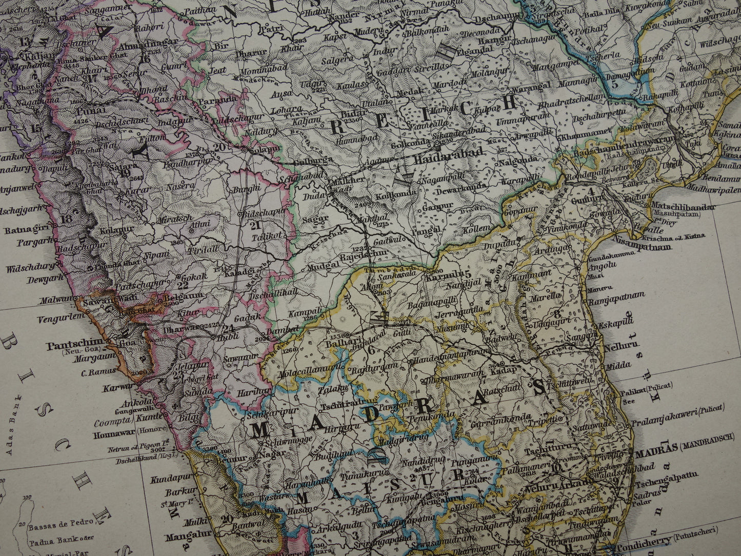 Oude landkaart van India in 1885 handgekleurde zeer gedetailleerde antieke kaart
